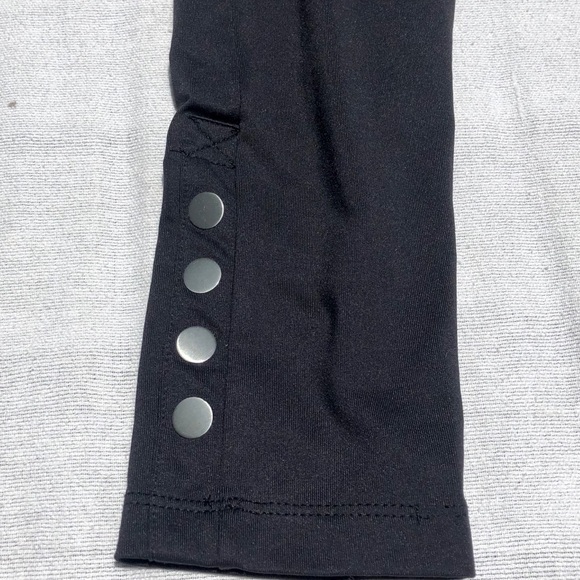 ✨Epic Thread Black Leggings! - Picture 4 of 4